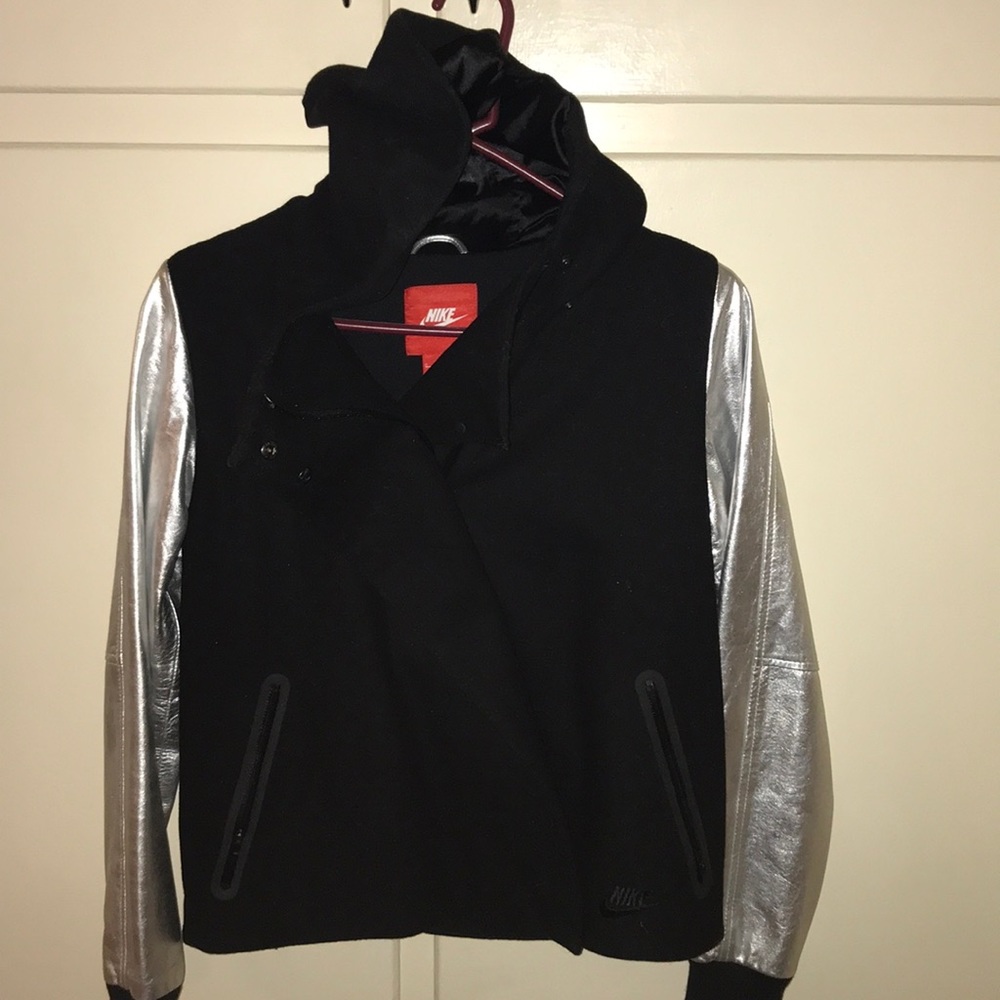 Rare Nike Jacket - Picture 8 of 8